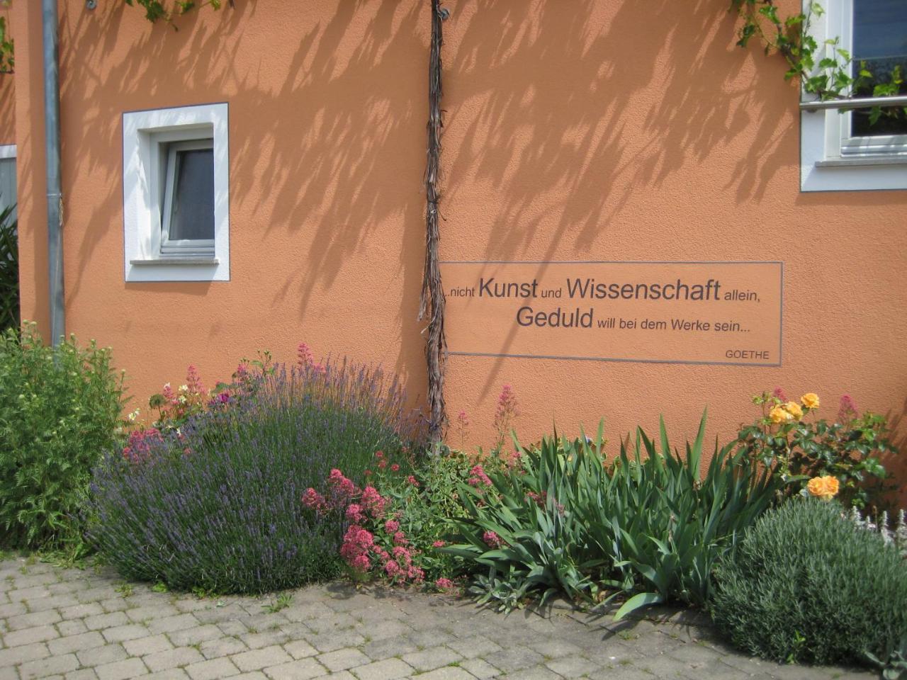 Hotel Weinhof Am Nussbaum Willanzheim Exterior foto