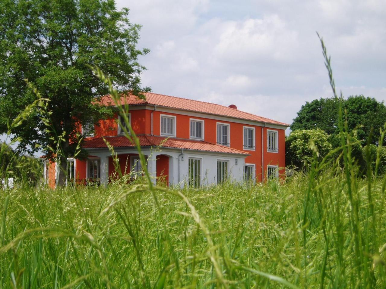 Hotel Weinhof Am Nussbaum Willanzheim Exterior foto